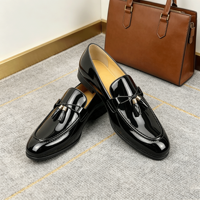 Luxuriöse Klassische Lackleder-Quastenloafer Hochglänzende Formelle Business-Schuhe für Hochzeit Geschäftliche Freizeitschuhe Herrenschuhe