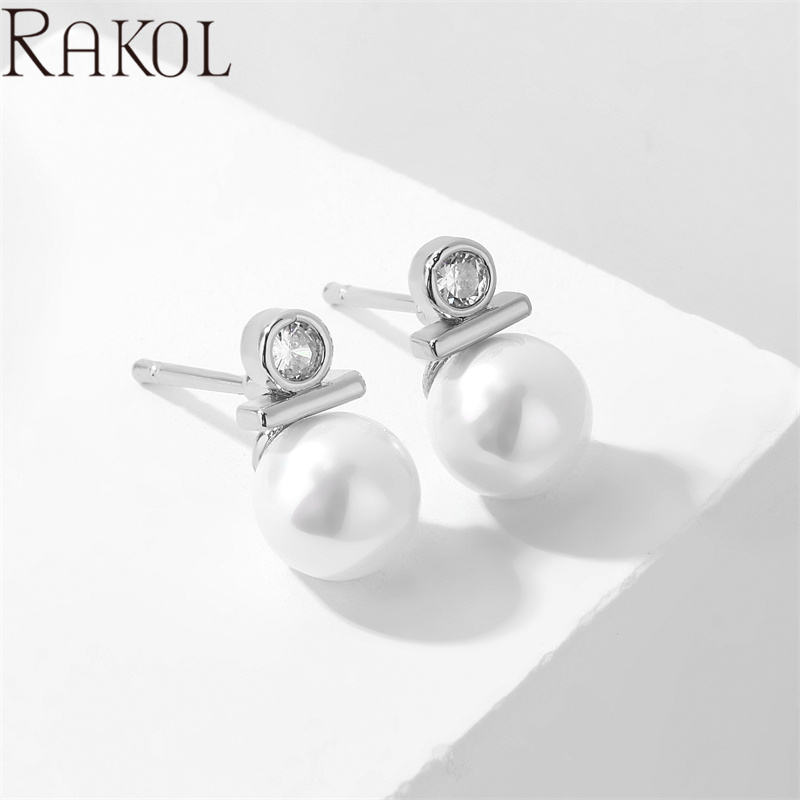 White plating clear stone