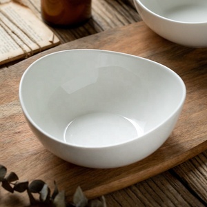 Ciotola Moderna in Ceramica Bianca da 7 Pollici Monouso per Frutta, Insalata, Dessert, Feste, Stile Ristorante Semplice, Esportazione Transfrontaliera - Product Image 5