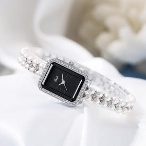 Reloj de moda de lujo para mujer, pulsera de perlas diaria, esfera cuadrada de diamante, reloj de cuarzo pequeño - Product Image 1