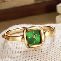 Montres en or pour femmes avec petit bracelet vintage, boîtier rectangulaire, cadran romain A26674
