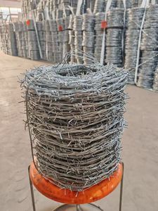 Alambre de Púas de <span class=keywords><strong>Torsión</strong></span> Inversa Directo de Fábrica, <span class=keywords><strong>Precio</strong></span> Bajo, Alta Calidad - Product Image 2