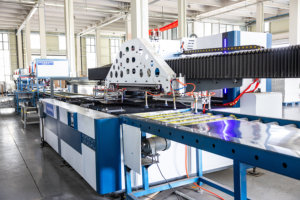 Máquina de plegado CNC totalmente automática para acero al carbono//PVC/plástico/acero inoxidable - Product Image 3