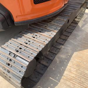 Miniexcavadora usada de 5,5 toneladas Hitachi ZX55USR con motor Hitachi New Track Bucket a la venta - Product Image 4