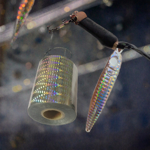 Lámina Holográfica de Transferencia de Calor INVENT FOIL para Señuelos de Pesca de Plástico - Resistente al Agua y Ecológica - Product Image 3