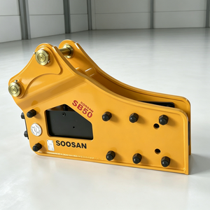 Marteau brise-roche hydraulique latéral SOOSAN SB50 pour excavatrice et chargeuse-pelleteuse de 9 à 16 tonnes, pour la rupture de roches - Product Image 1