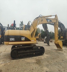 Excavadora de ruedas Caterpillar CAT320C/CL 320D/B usada original de Japón, 20 toneladas, motor de alta eficiencia de 99.9kW, cucharón de 1.15m, bomba en stock. - Product Image 1