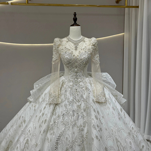 Robe de mariée de luxe JFH22, richement perlée, à col montant, ornée de paillettes, avec traîne chapelle, dos lacé, appliques en cristal et broderies, coupe princesse - Product Image 3