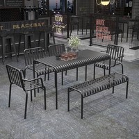 Ensemble table et chaises de salle à manger d'extérieur en fer, design moderne et épuré, avec emballage pour cour, terrasse, balcon