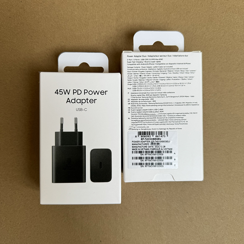 chargeur - avec boîte de vente au détail