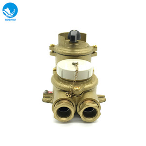Interrupteur et prise à verrouillage en cuivre CZKLS2-2 D2 de qualité marine en stock Matériel marin - Product Image 2