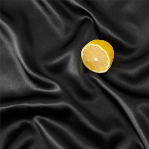 Lot de 2 taies <span class=keywords><strong>d</strong></span>'<span class=keywords><strong>oreiller</strong></span> <span class=keywords><strong>en</strong></span> <span class=keywords><strong>satin</strong></span> tissé avec fermeture à rabat pour la maison et l'hôtel – Bénéfices rafraîchissants et soin de la peau – Cadeau unisexe - Product Image 5