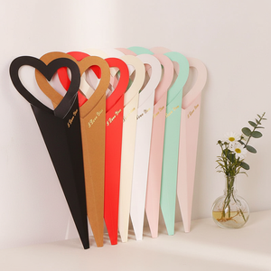 Disponibile: Scatola Ecologica per Composizioni Floreali, Confezione Regalo in Cartone Riciclabile per Negozi di Fiori e Boutique - Product Image 4