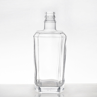 Bouteille de spiritueux en verre transparent de luxe de 700 ml et 750 ml pour whisky, gin, rhum, fabricant de bouteilles en verre sur mesure OEM