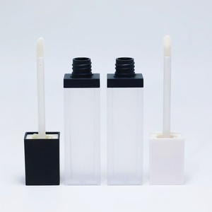 Vente en gros de tubes en verre pour gloss à lèvres, emballage cosmétique pour rouge à lèvres, tube carré givré de 3 ml avec couvercle noir - Product Image 4