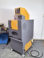 Machine à dénuder les fils électriques portative / Outil de dénudage de câbles portatif / Dénudeur de fils de cuivre pour le recyclage