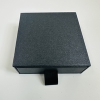 Funda de teléfono móvil con logotipo personalizado, caja de cajón deslizante, embalaje al por menor, forro de esponja de laminación mate en relieve para electrónica de consumo