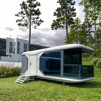 Maison capsule préfabriquée moderne et luxueuse, portable, avec structure en acier et installation rapide, pour utilisation en hôtel-resort