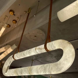 Lampada da <span class=keywords><strong>soffitto</strong></span> rotonda in marmo con anello in pelle marrone e lampada da <span class=keywords><strong>terra</strong></span> in tessuto con piastra ovale in travertino - Product Image 2