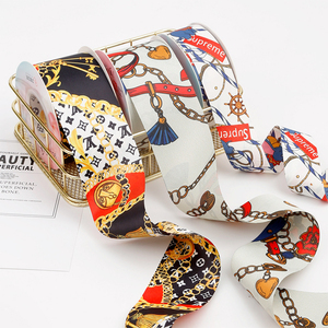 3cm 5cm <span class=keywords><strong>2inch</strong></span> 25yard quà tặng hoa ruy băng cuộn trang trí tiệc tùy chỉnh in dệt thương hiệu hai mặt ruy băng satin - Product Image 3