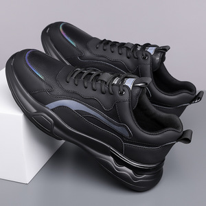 Men's Casual Loafers Soft Leather Low <b>Heel</b> Rubber Sole Fashionable Driving Shoes Leisure Wearable Comfortable Slip On Shoes - Product Image 4