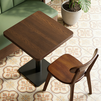 Meubles de restaurant de style rétro, table et chaises sur mesure en noyer noir, banquette double