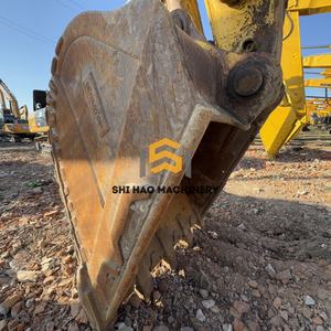 Excavadora Hidráulica de Orugas de Alto Rendimiento Komatsu PC450 para Reconstrucción Post-Guerra, Minería, Motor, Bomba, Caja de Cambios y Engranajes - Product Image 3