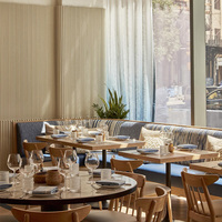 Canapé d'angle en bois massif, siège d'angle rond, banquette de restaurant moderne avec coussin pour bar