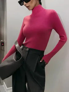 Áo len cổ lọ cơ bản nữ Blubelle, kiểu dáng ôm body, chất liệu dệt kim mềm mại, ấm áp, thích hợp cho mùa thu đông, phong cách thường ngày. - Product Image 6