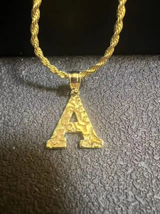 Collar Personalizado con Dibujos Animados, Chapado en <span class=keywords><strong>Oro</strong></span> de 18K, Collar con Colgante de Letra de Dibujos Animados de Acero Inoxidable, Joyería de Moda al por Mayor - Product Image 2