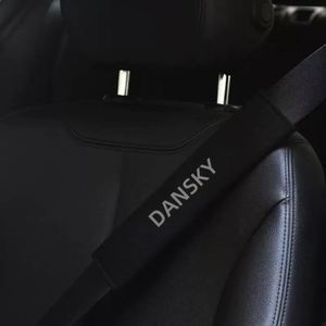YUSEN - Fundas Protectoras para Cinturón de Seguridad de Coche, Autoadhesivas, Ecológicas, con Logotipo Personalizado, de Cuero, 2 Piezas, Compatibles con Todos los Coches - Product Image 4