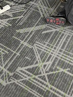 Tapis d'intérieur en acrylique uni à rayures, à poils longs, style minimaliste, ignifuge, résistant au feu, pour salle à manger