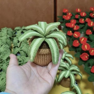 CLTF 2026 Mini Planta en Maceta de Ganchillo de Alta Calidad, Hecha a Mano, Lirio de los Valles, Planta Araña, Coleus, Monstera, Decoración de Escritorio Siempre Verde - Product Image 6