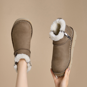 <span class=keywords><strong>Stivali</strong></span> da Neve <span class=keywords><strong>Invernali</strong></span> da <span class=keywords><strong>Donna</strong></span> in Pelle Bovina con Fodera in Peluche Corto e Suola in Schiuma Rinforzata - Product Image 4