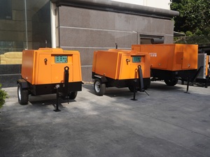 Système intégré de compresseur d'air à vis industriel portable à entraînement direct 110 kW 350 CFM monophasé refroidi par air et lubrifié - Product Image 3