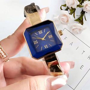 Reloj de pulsera para mujer, de aleación, estilo empresarial, cronógrafo, resistente al agua, con cristal de zafiro - Product Image 4