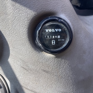 Excavatrice Volvo 480 <span class=keywords><strong>d</strong></span>'<span class=keywords><strong>occasion</strong></span> de qualité supérieure, bon état, faible nombre <span class=keywords><strong>d</strong></span>'heures de fonctionnement, moteur D13, renforcée et durable pour l'extraction minière et la pierrebriseuse - Product Image 6