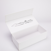 Emballage magnétique blanc de luxe personnalisé, boîte en carton rigide non pliable avec insert en satin blanc, emballage cadeau avec doublure en satin de soie