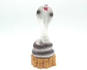 Statue de serpent blanc de 85mm à prix compétitif en polyrésine de style artisanal pour cadeaux souvenirs - Product Image 3