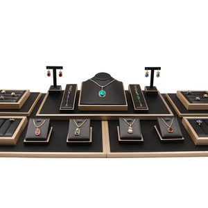 Expositor de Joyería de Cuero para Pulseras, Collares y Anillos - Set de Exhibición de Joyas - Product Image 3