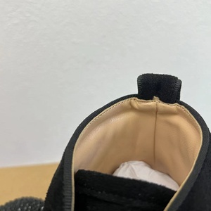 Sneakers unisexes pour femmes, chaussures à paillettes et strass, chaussures plates décontractées pour les vacances, chaussures pour femmes en cuir véritable de luxe à semelle rouge - Product Image 5