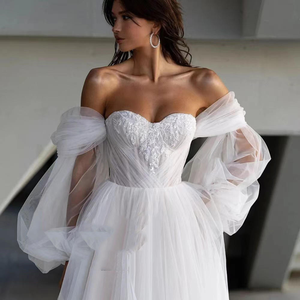 Robe de mariée légère française 2024 nouveau Style Super fée forêt série hors épaule à manches longues petite queue en plein air - Product Image 2