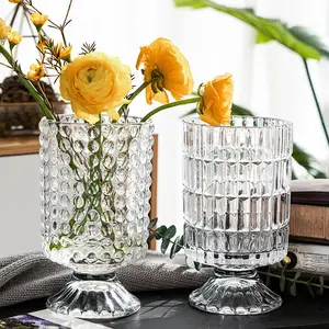 2023 Handmade Custom Logo Design Einzigartige klare Kristall dekoration Blumen knospen vase Blumen glasvase Transparente Kristall vase