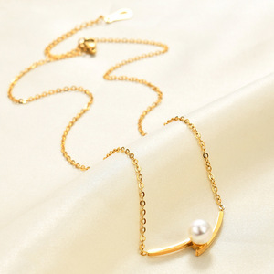 Collar de Moda con Colgante de Perla de Imitación de 6MM, Cadena para Clavícula con Forma de Cruz, Diseño Geométrico en Acero Dorado para Uso Diario - Product Image 2