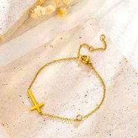 Ensemble de bijoux pour femme style plage tendance, collier et bracelet en zircon croix, en acier titane plaqué or 18 carats, style INS