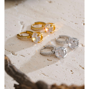 JINYOU 5842 Pendientes de <span class=keywords><strong>Aro</strong></span> con Circonitas Cúbicas Engastadas, Acero Inoxidable, Chapado en <span class=keywords><strong>Oro</strong></span> de 16K - Product Image 5
