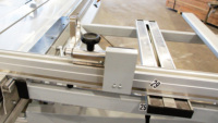 Scie à table coulissante industrielle pour la coupe du bois, du MDF et du contreplaqué
