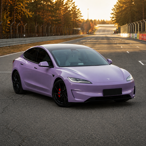 Vinilo para Automóviles PET Color Lavanda Morado Brillante con Tecnología Air Release y Autoregeneración, Rollo de Vinilo para Envolver Todo el Vehículo, Película que Cambia de Color - Product Image 1
