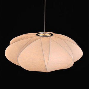 Lustre de style japonais ; Lampe en soie de style dirigeable créative, unique et artistique pour salon, style chinois - Product Image 3