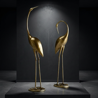 Élégante Pie-vert en bronze sur piédestal orné - Décoration aviaire classique de luxe pour grands intérieurs, sculpture en bronze
